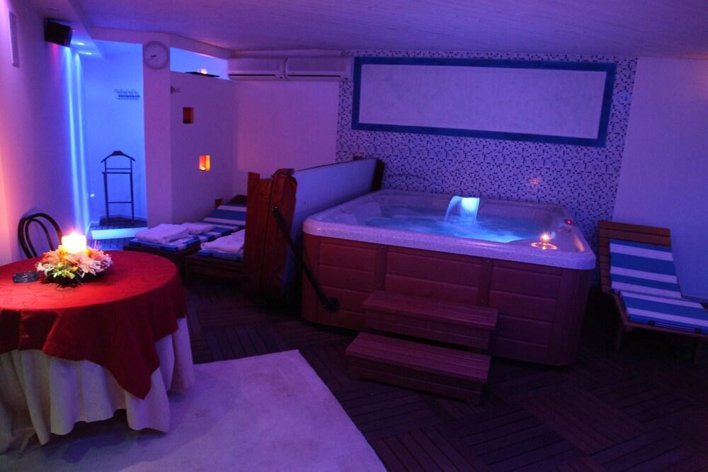 Sirena Boutique Hotel غابيتّشي ماري المظهر الخارجي الصورة
